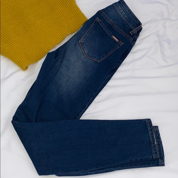 Classic High Waisted Jeans - Picture 2 of 3